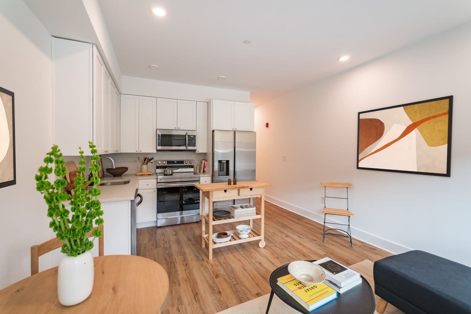 Philadelphia Apartment: 2101 Washington Avenue