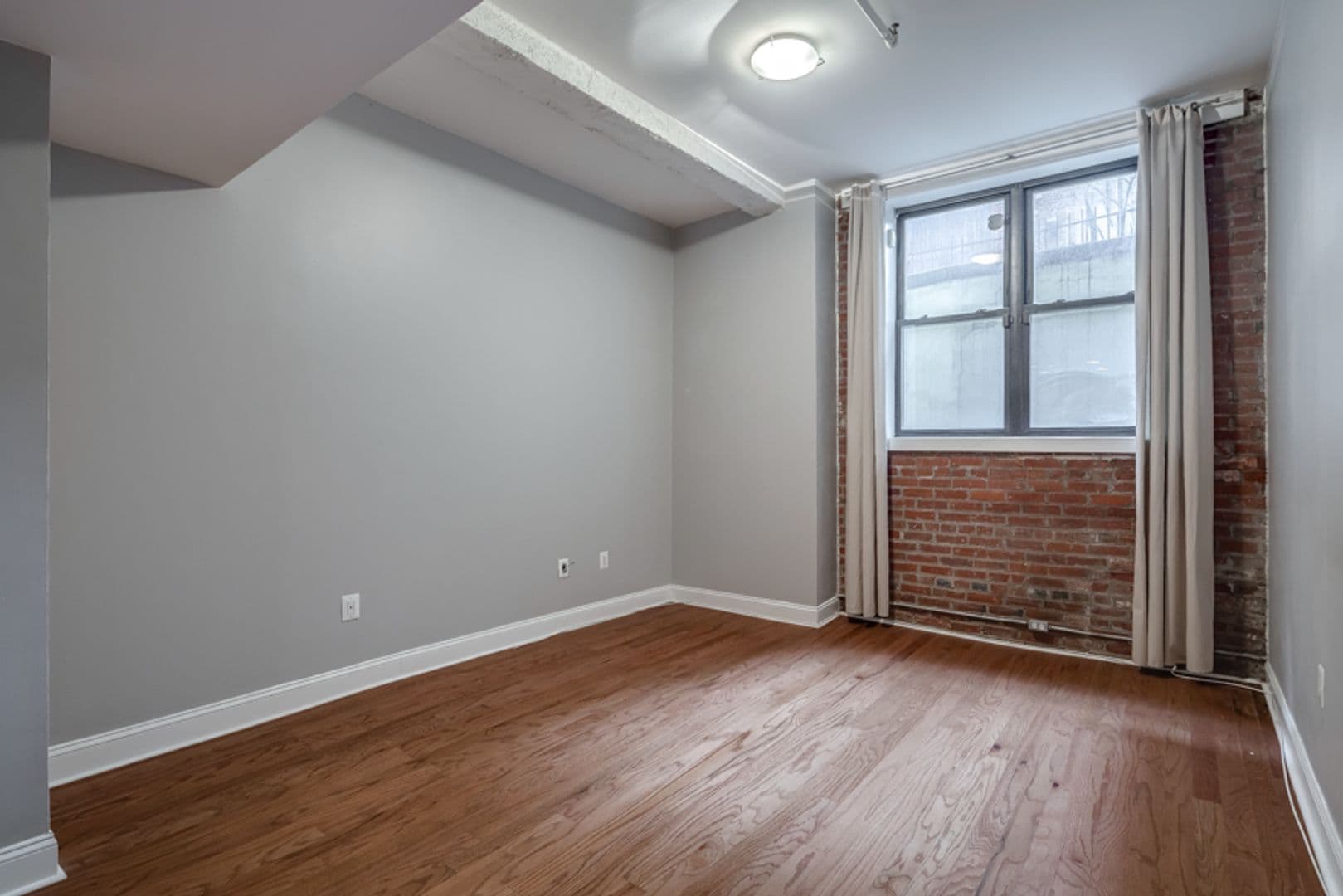 Philadelphia House: 1100 S. Broad Street - Unit 15A