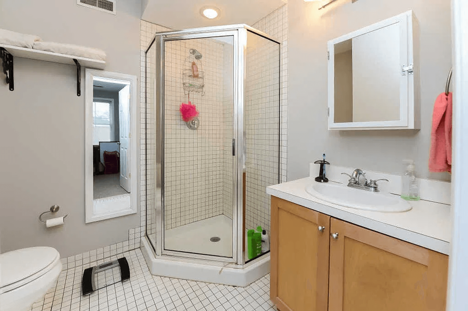 Philadelphia House: 406 Leverington Avenue, Unit D
