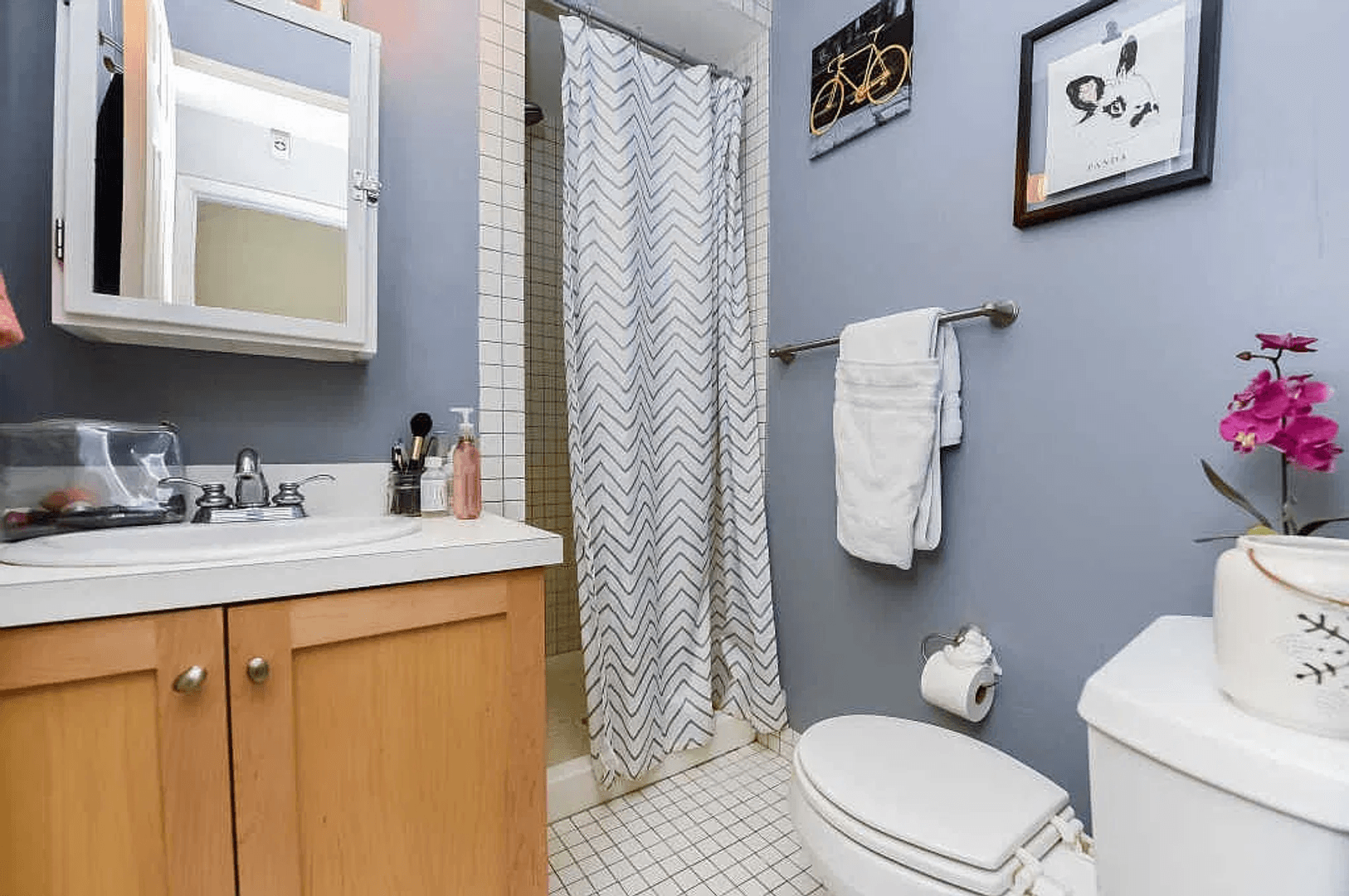 Philadelphia House: 406 Leverington Avenue, Unit D