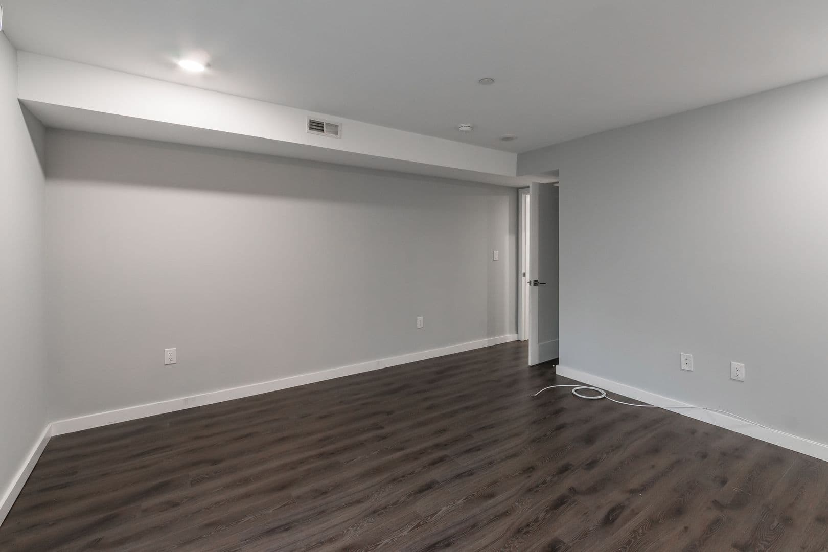 Philadelphia Apartment: 751 N 20th Street