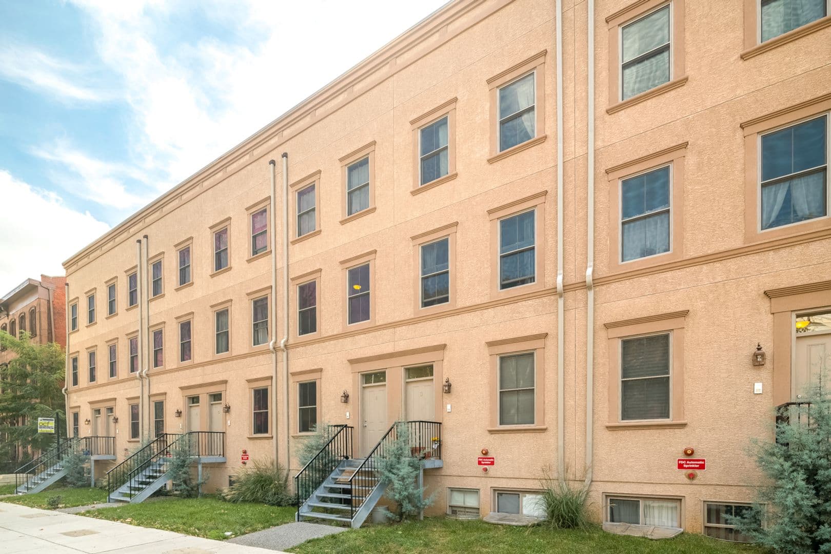 Philadelphia Apartment: 2012 W Girard Ave