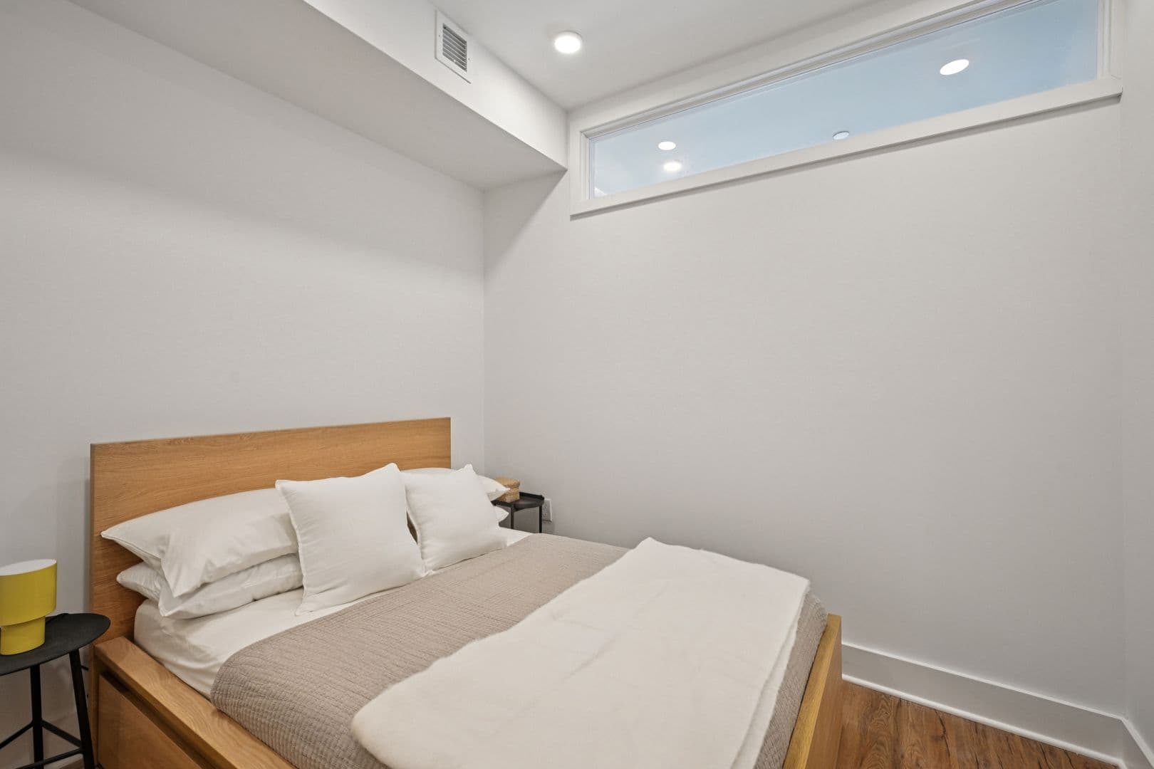 Philadelphia Apartment: 2101 Washington Avenue