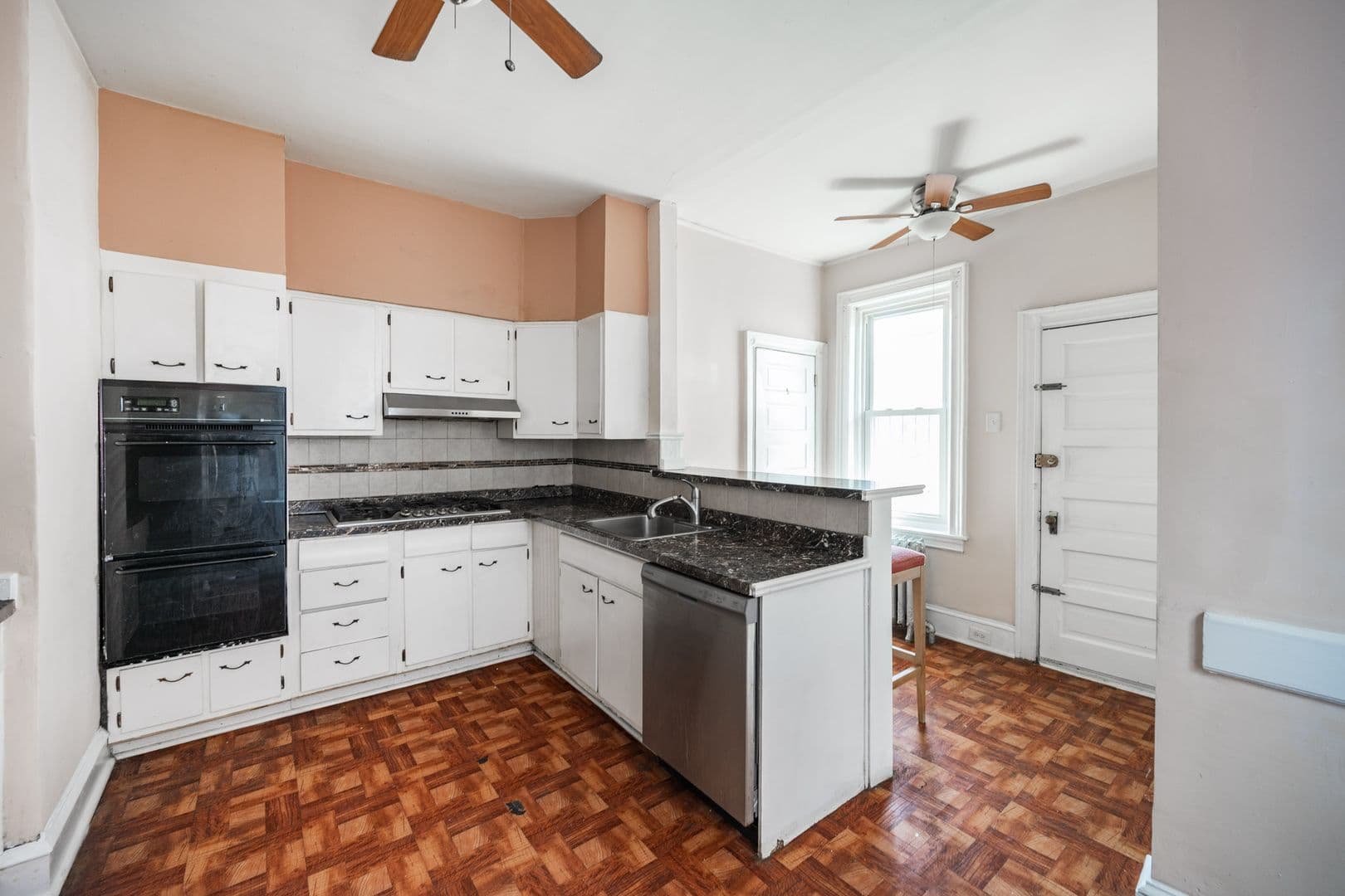 Philadelphia House: 5002 Chestnut St