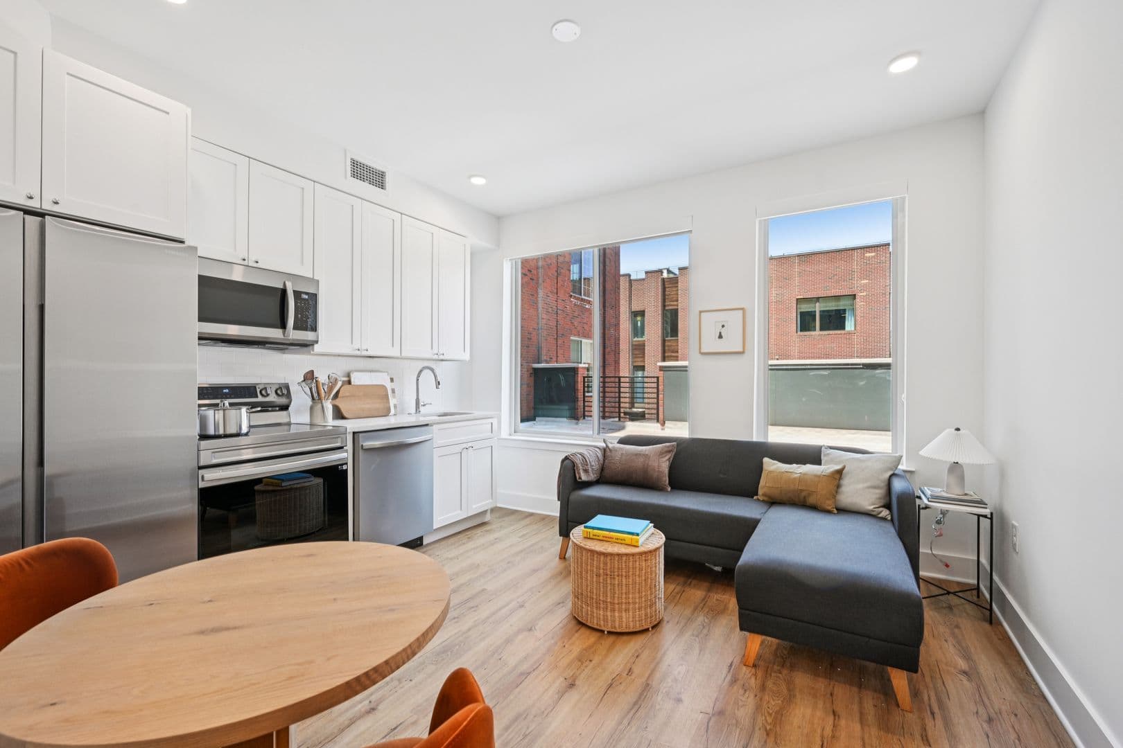 Philadelphia Apartment: 2101 Washington Avenue