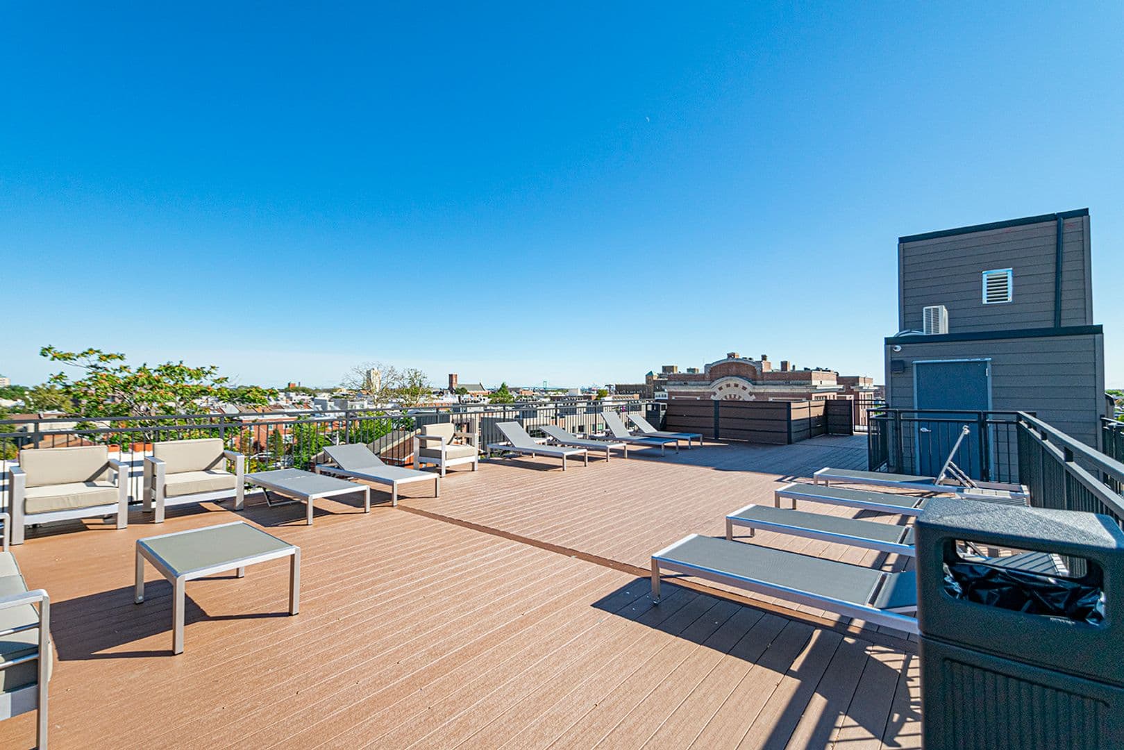 Philadelphia Apartment: 1211 Bainbridge St