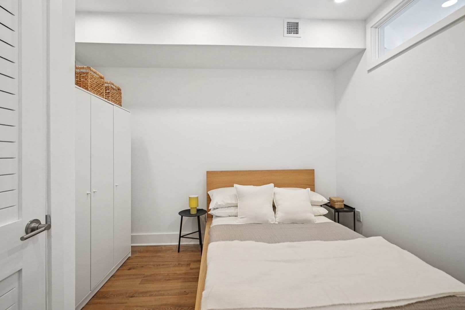 Philadelphia Apartment: 2101 Washington Avenue