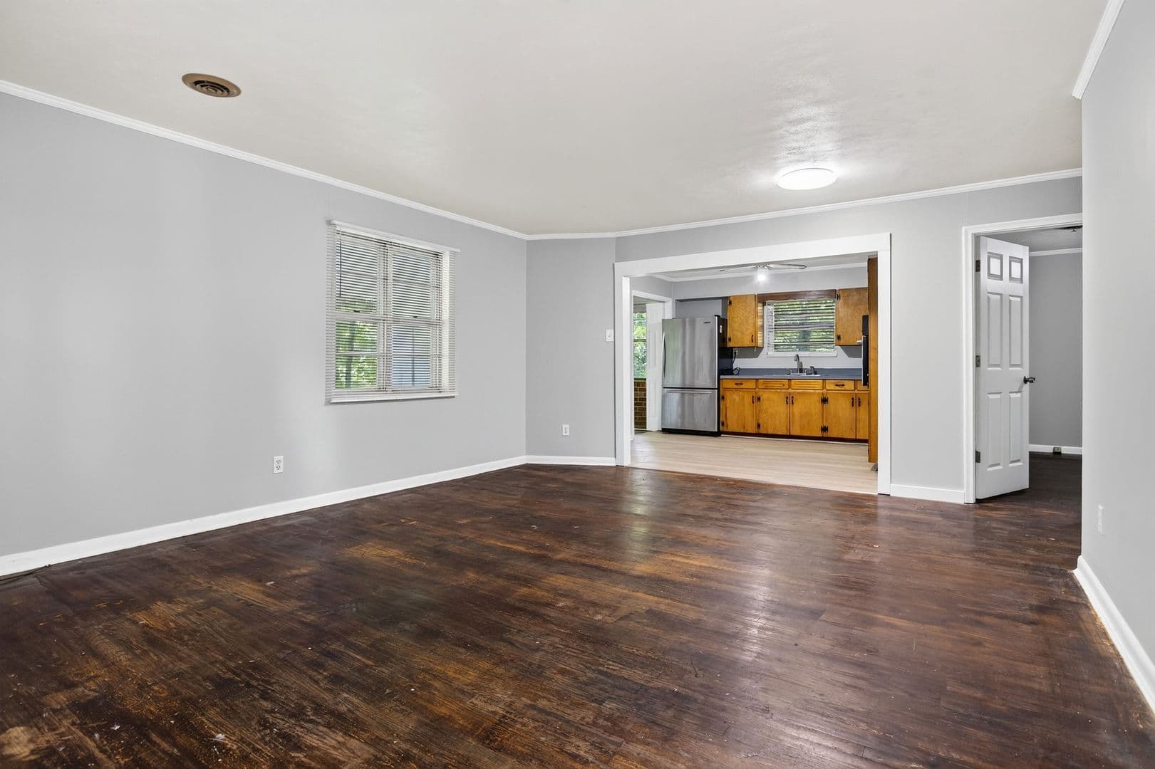 Cleveland Apartment: 3705 Crestview Pl NW