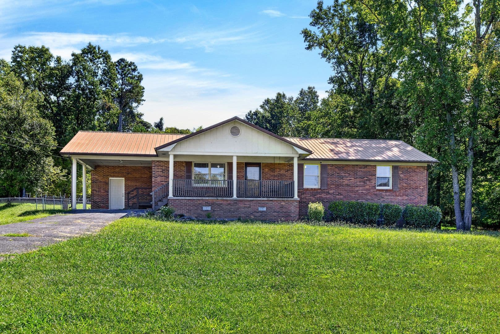 Cleveland House: 661 Brooklawn Trail
