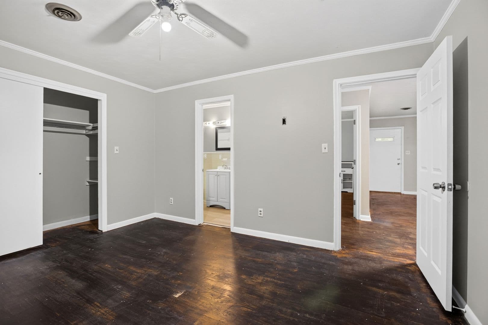 Cleveland Apartment: 3705 Crestview Pl NW