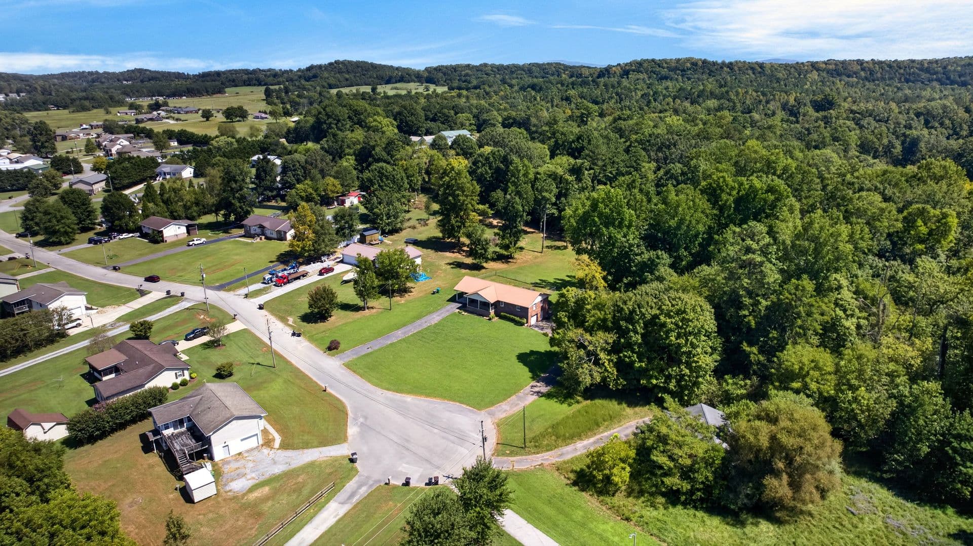 Cleveland House: 661 Brooklawn Trail