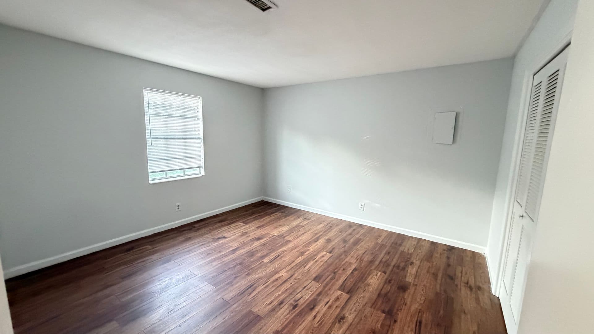 Cleveland Apartment: 3620 N Ocoee St