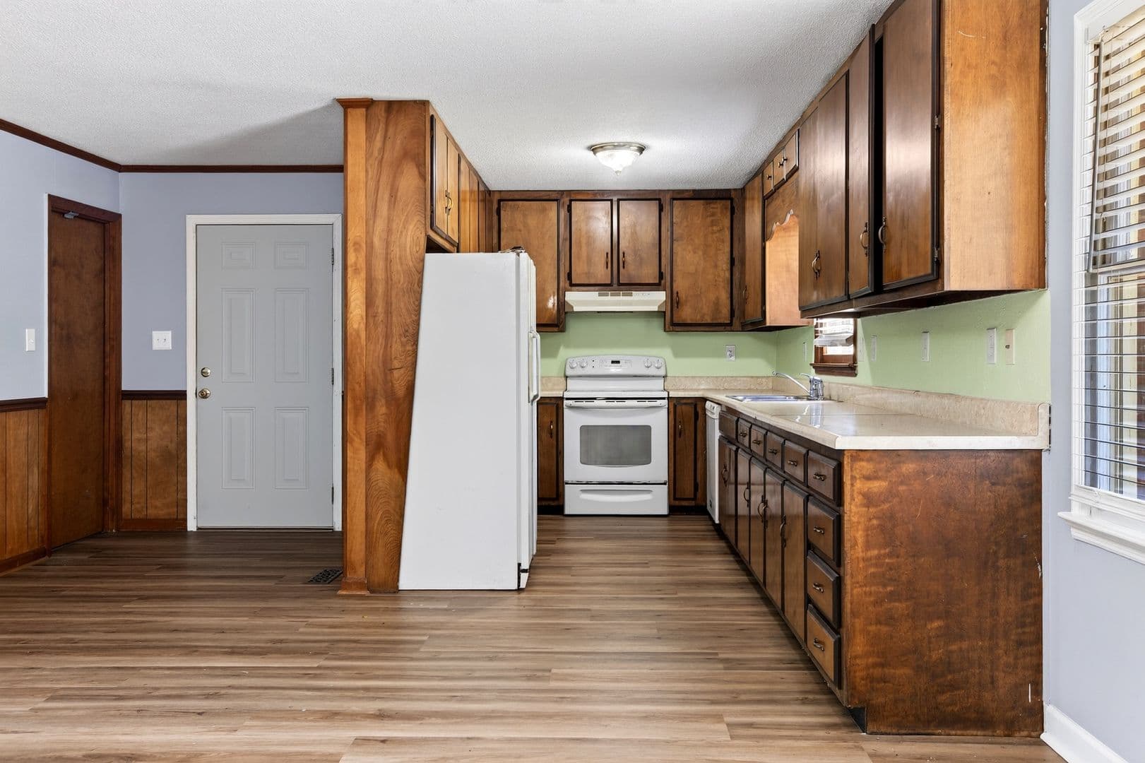 Cleveland House: 661 Brooklawn Trail