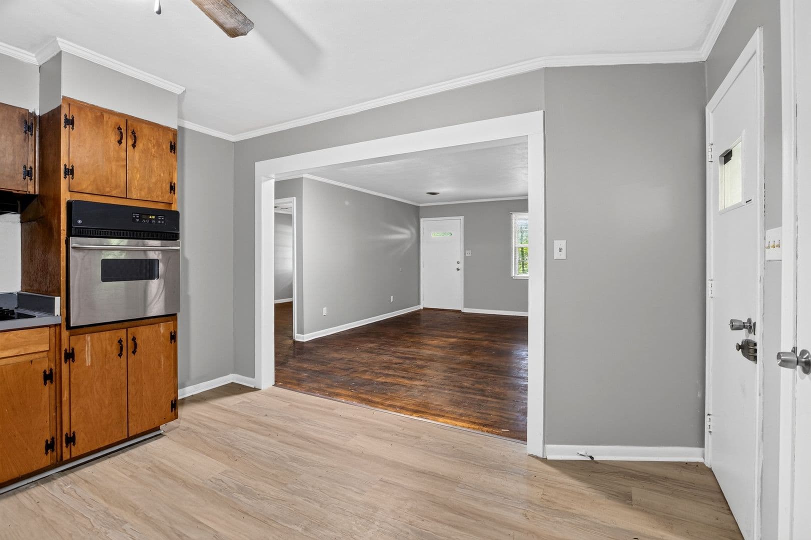 Cleveland Apartment: 3705 Crestview Pl NW