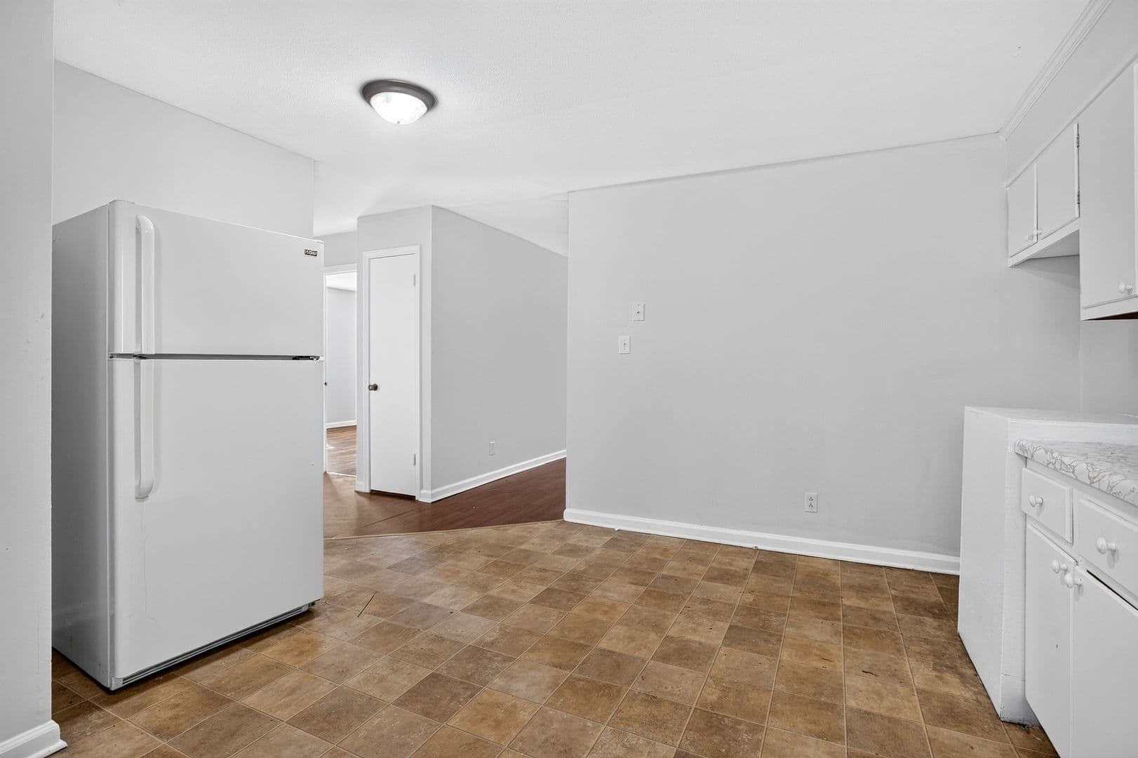 Cleveland Apartment: 3620 N Ocoee St