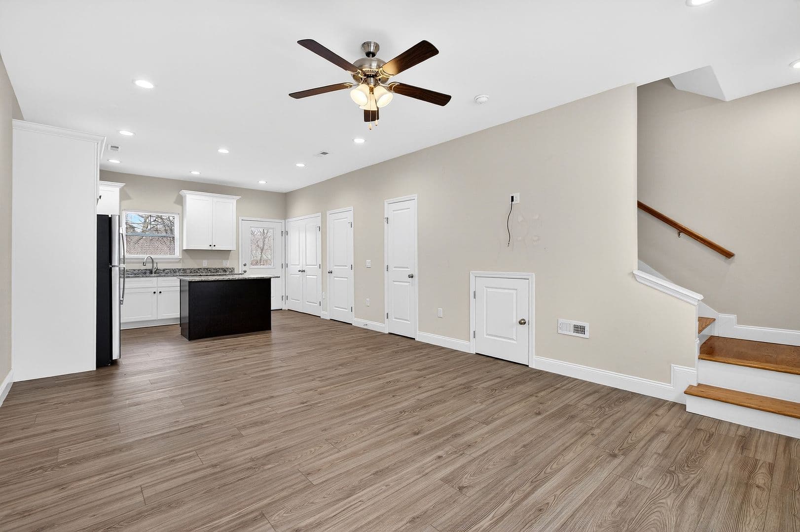 Cleveland Apartment: 1445 Stuart Ave NW