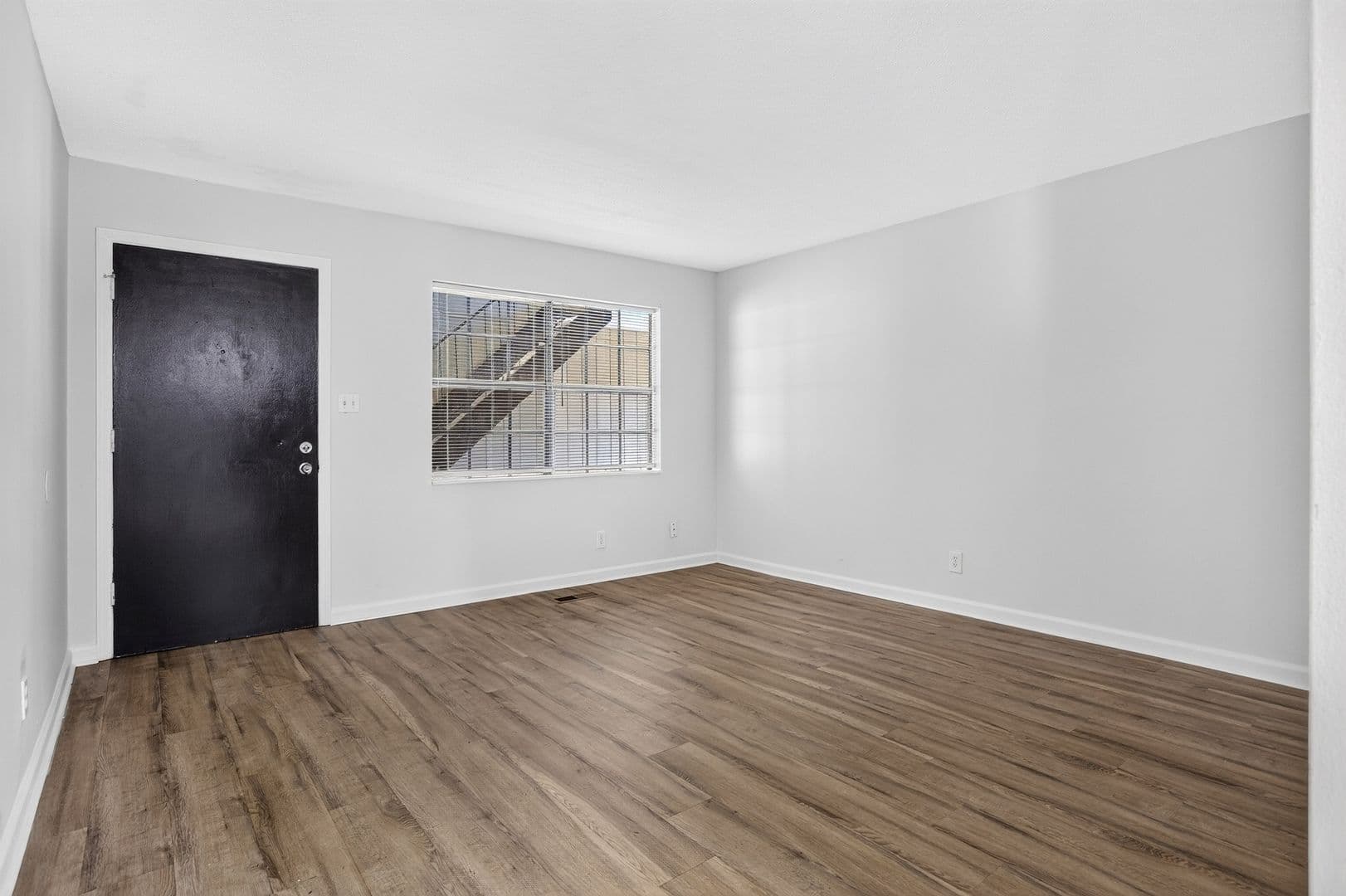 Cleveland Apartment: 3620 N Ocoee St