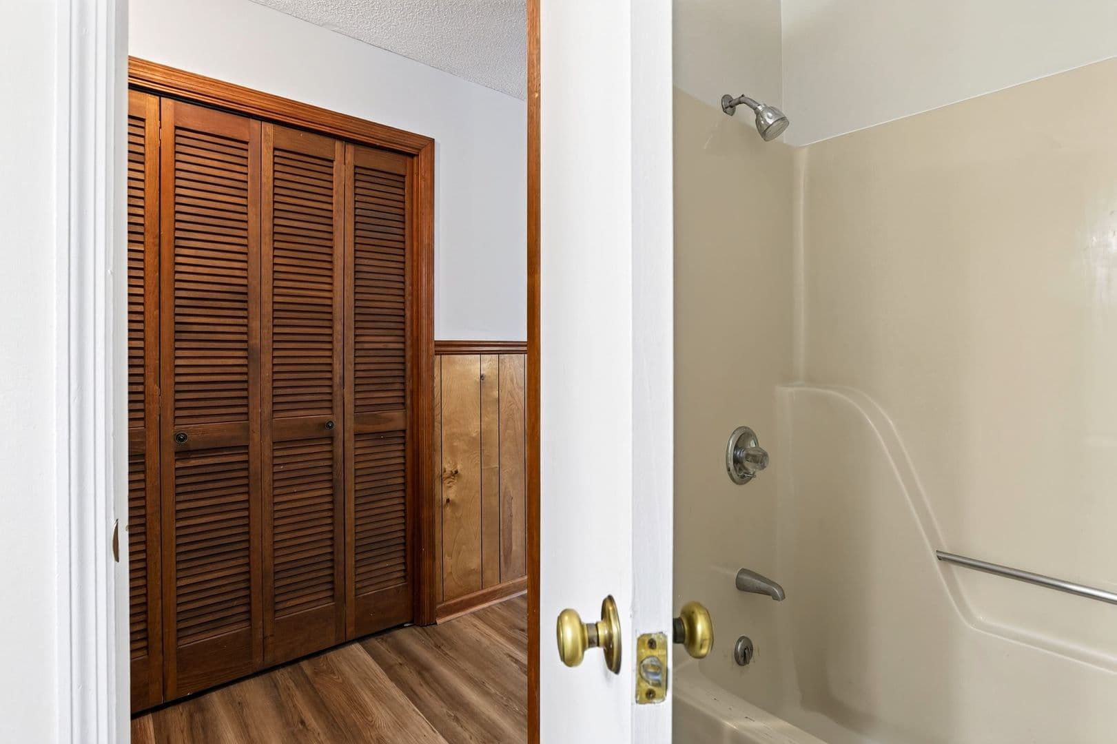 Cleveland House: 661 Brooklawn Trail