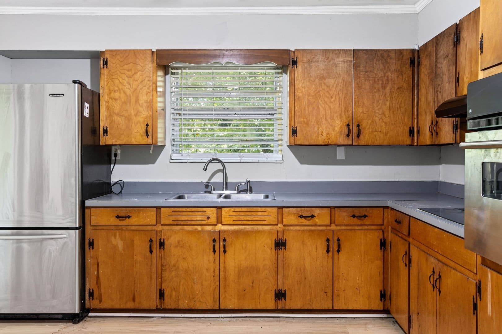 Cleveland Apartment: 3705 Crestview Pl NW