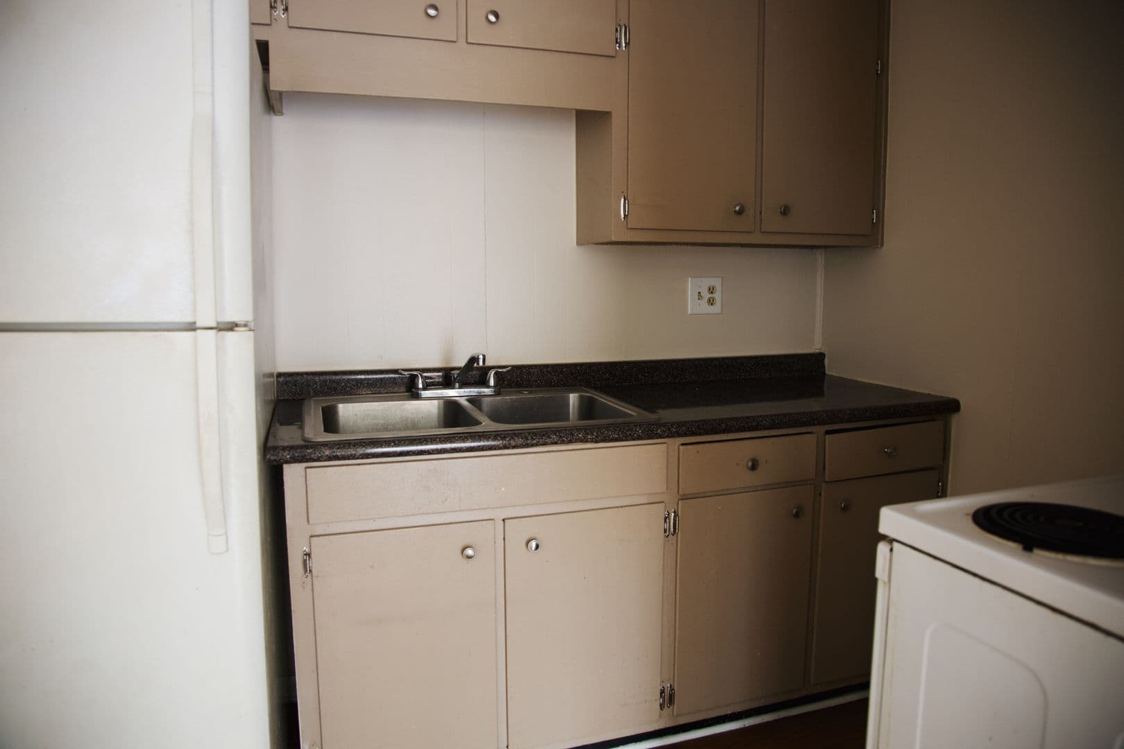 Cleveland Apartment: 1880 Green Dr