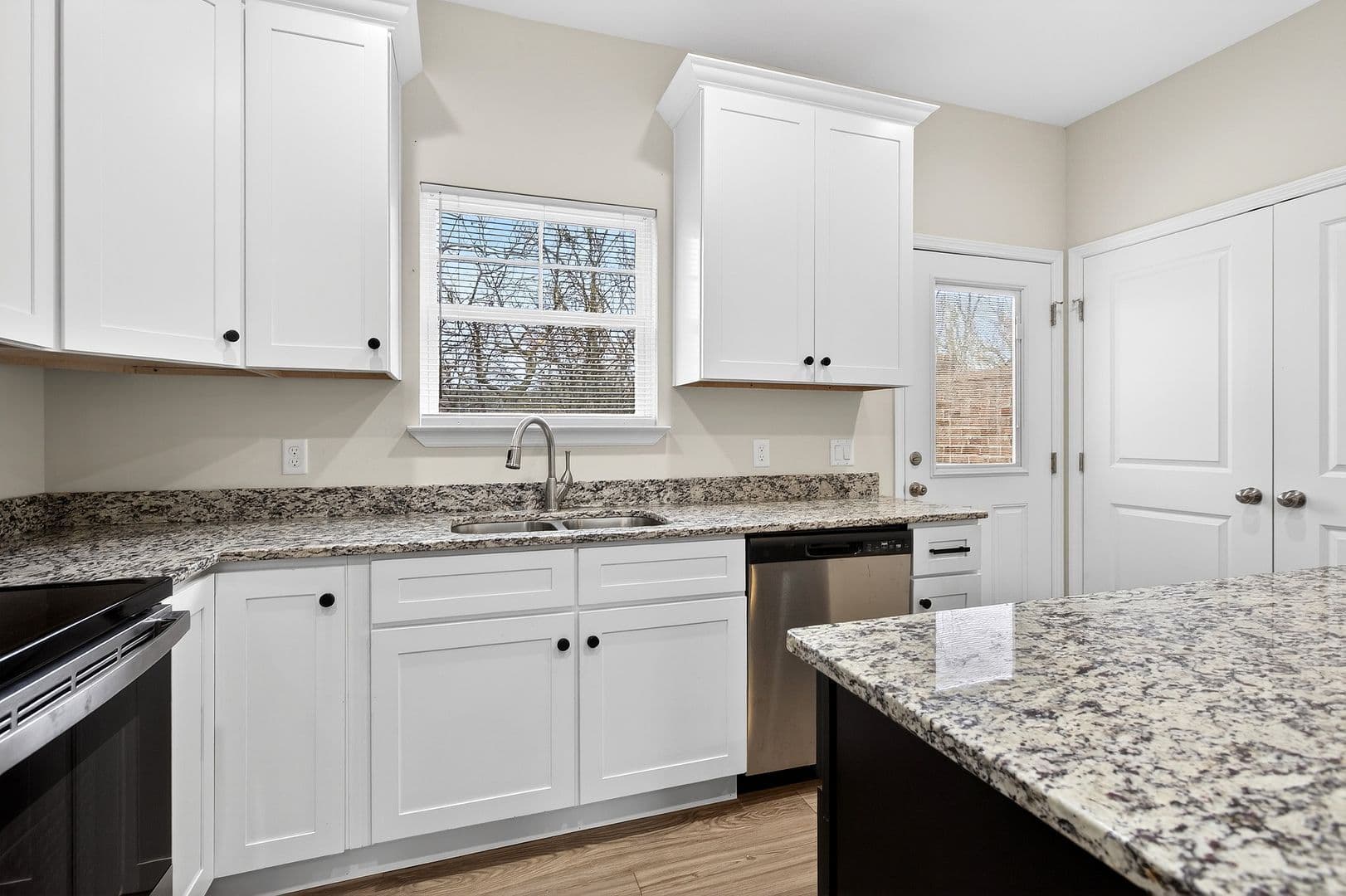 Cleveland Apartment: 1445 Stuart Ave NW