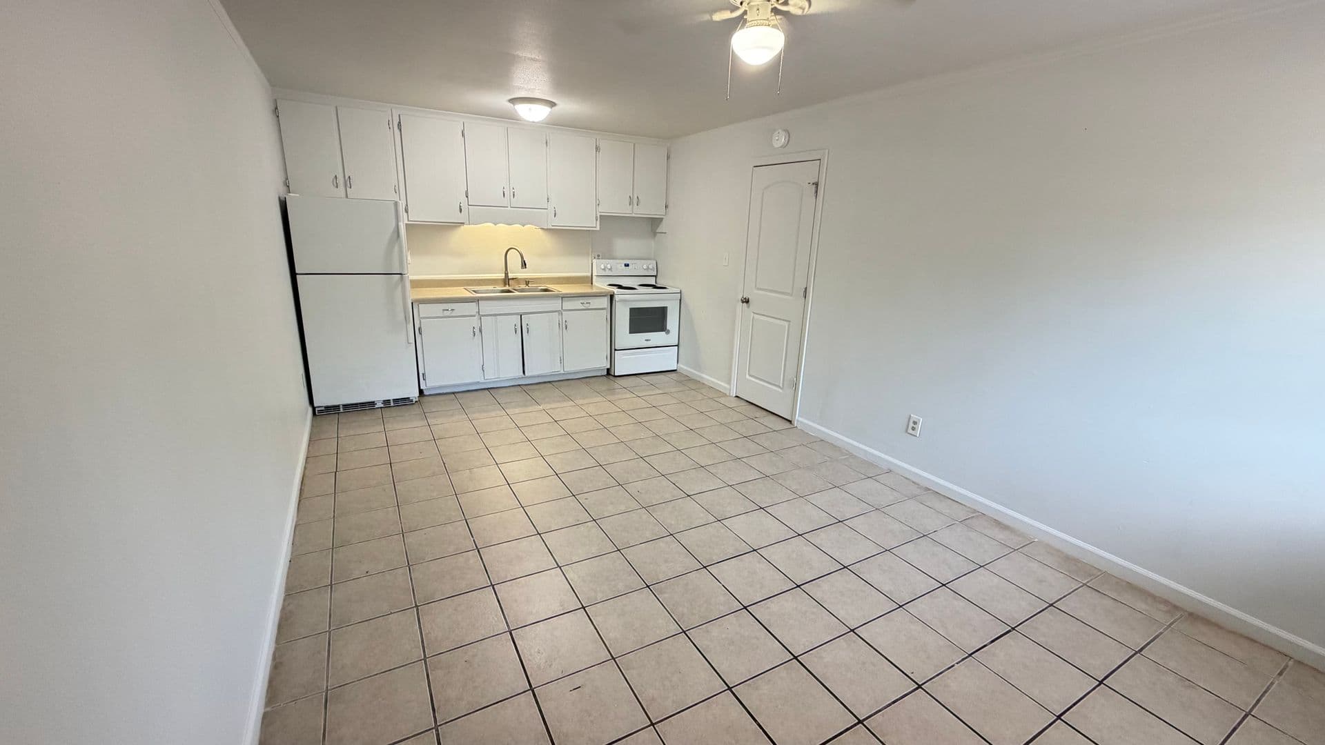 Cleveland Apartment: 1880 Green Dr