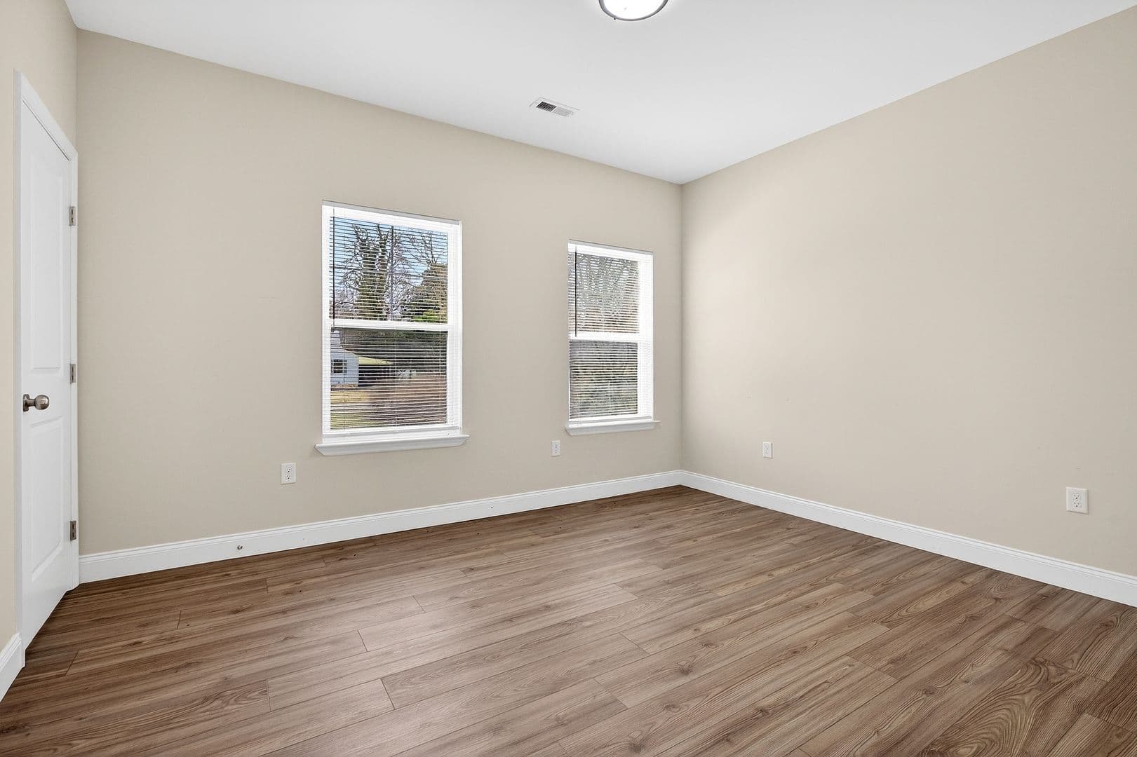 Cleveland Apartment: 1445 Stuart Ave NW