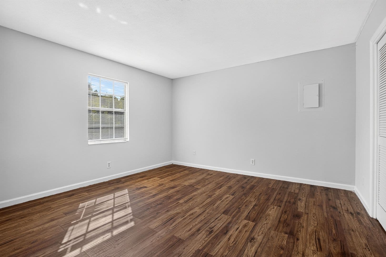 Cleveland Apartment: 3620 N Ocoee St