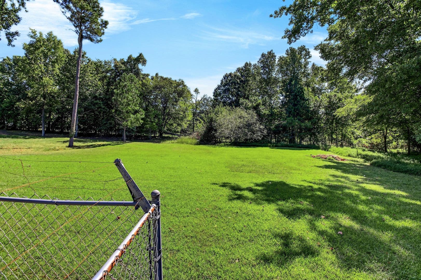 Cleveland House: 661 Brooklawn Trail