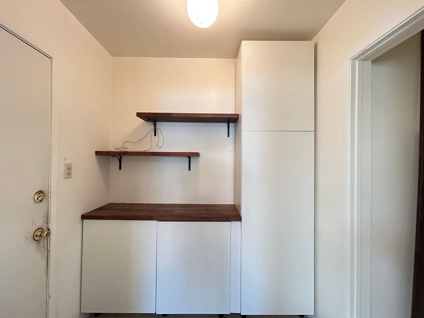 Orange House: 346 E Lincoln Avenue