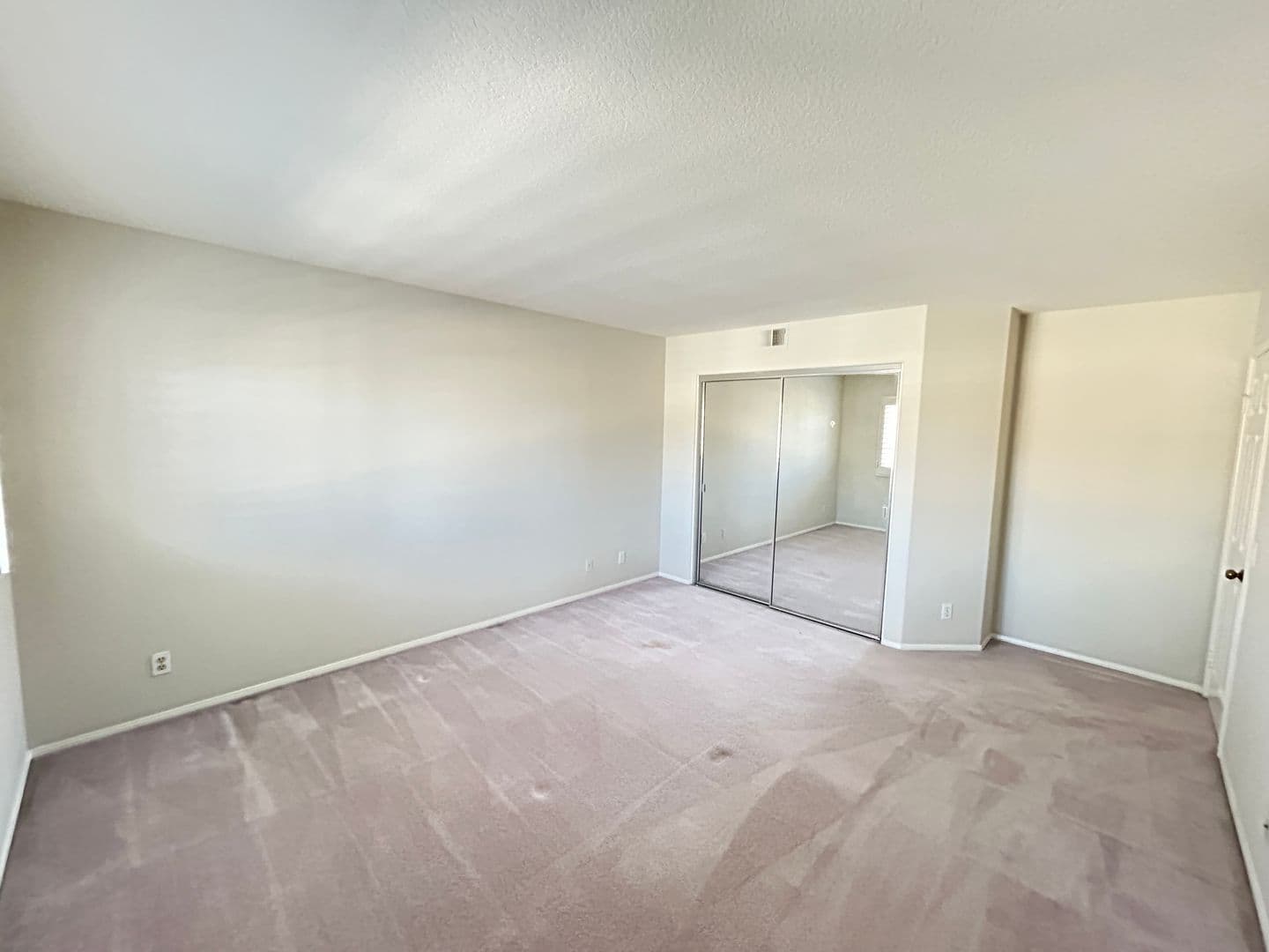 Orange House: 8132 E Hillsdale Drive