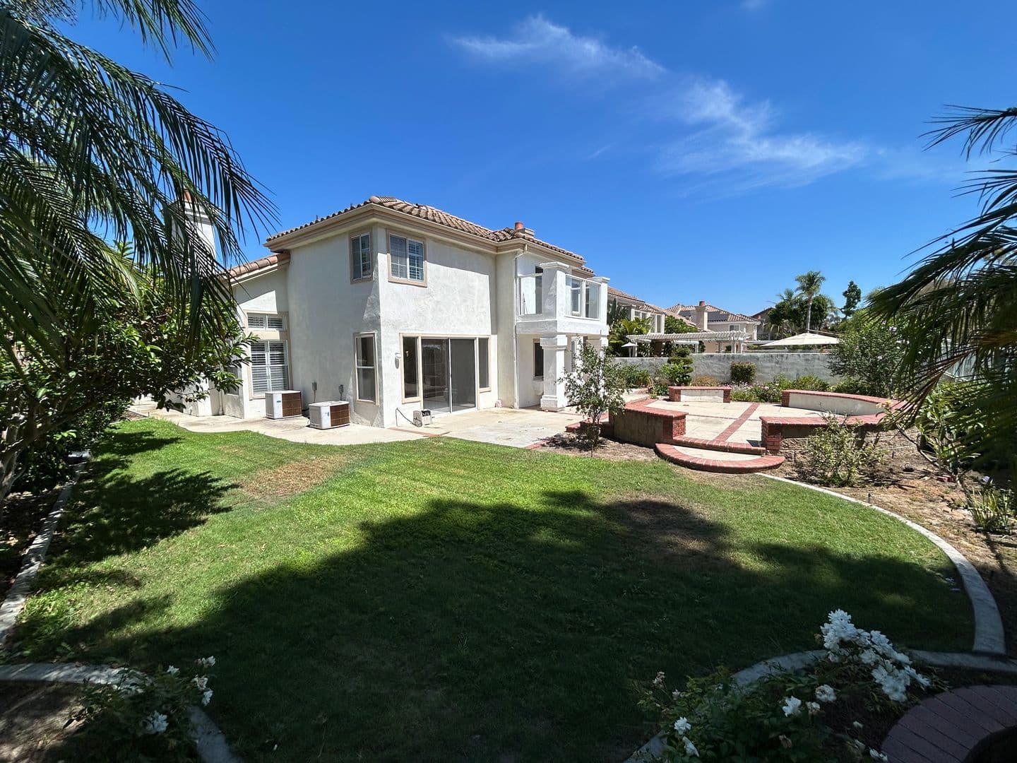 Orange House: 8132 E Hillsdale Drive