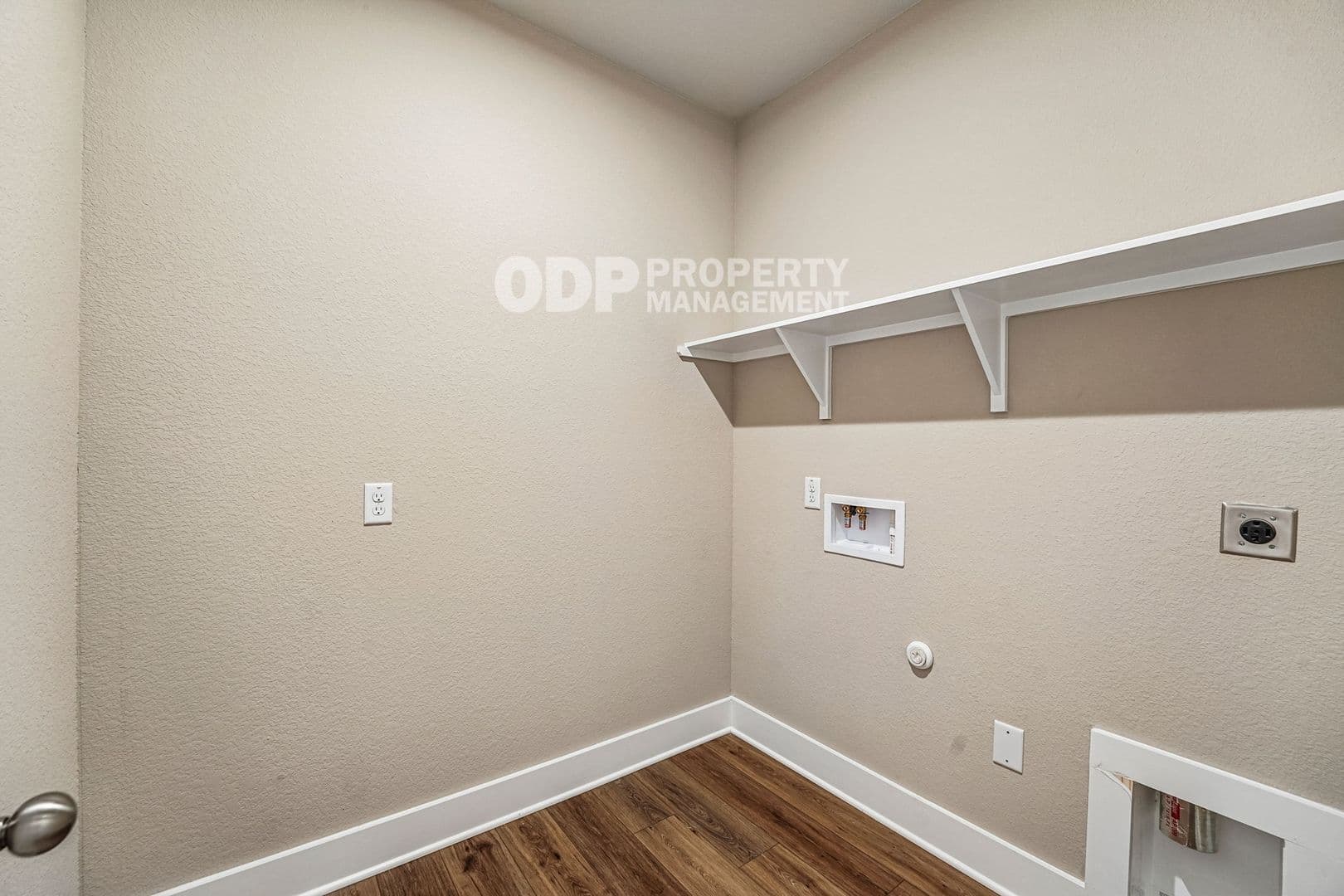 Temple House: 8903 Fritz Creek Dr.