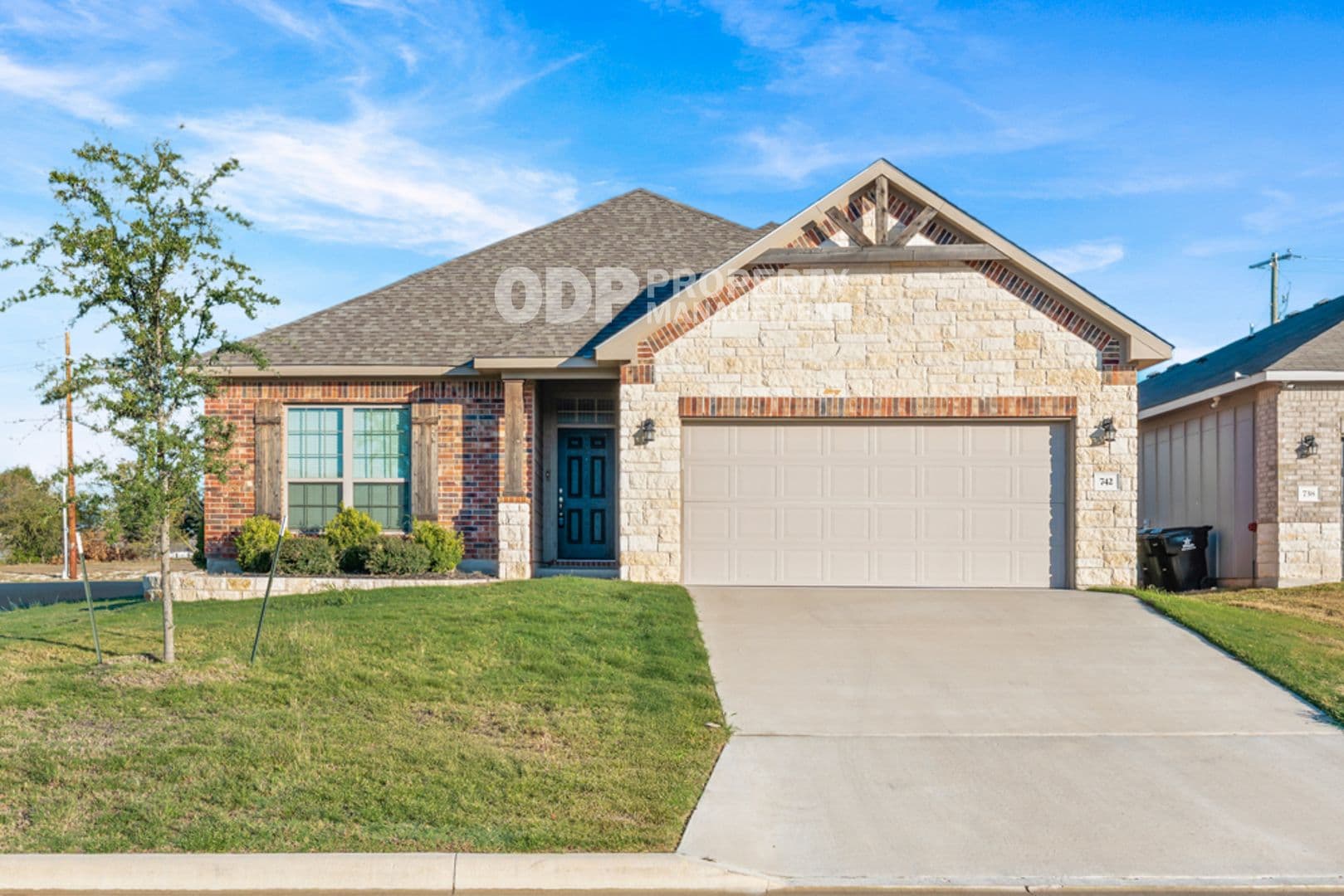 Temple House: 742 Friar Tuck Dr.
