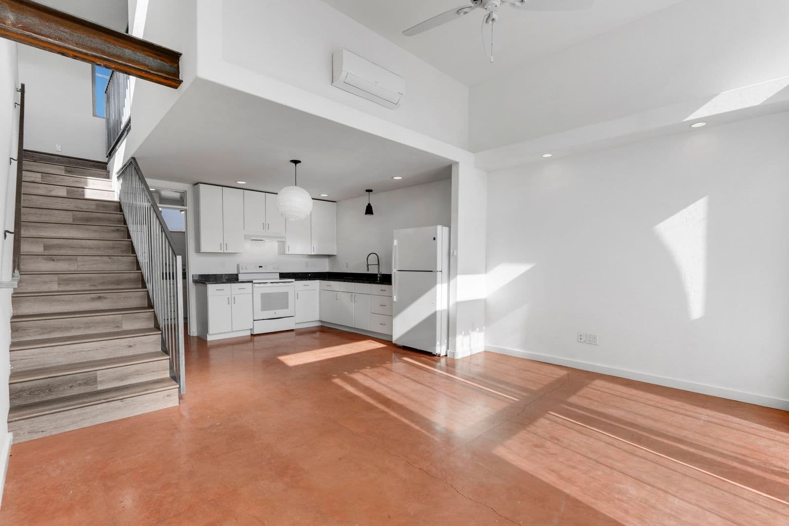 Albuquerque Apartment: 200 Cornell SE