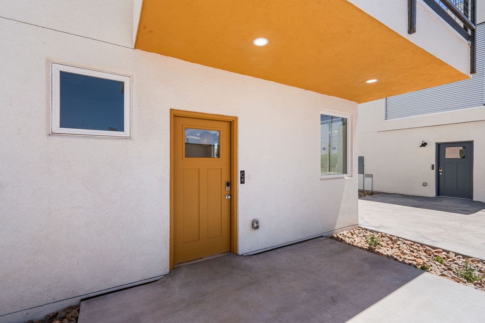 Albuquerque Apartment: 140 Jefferson Street SE