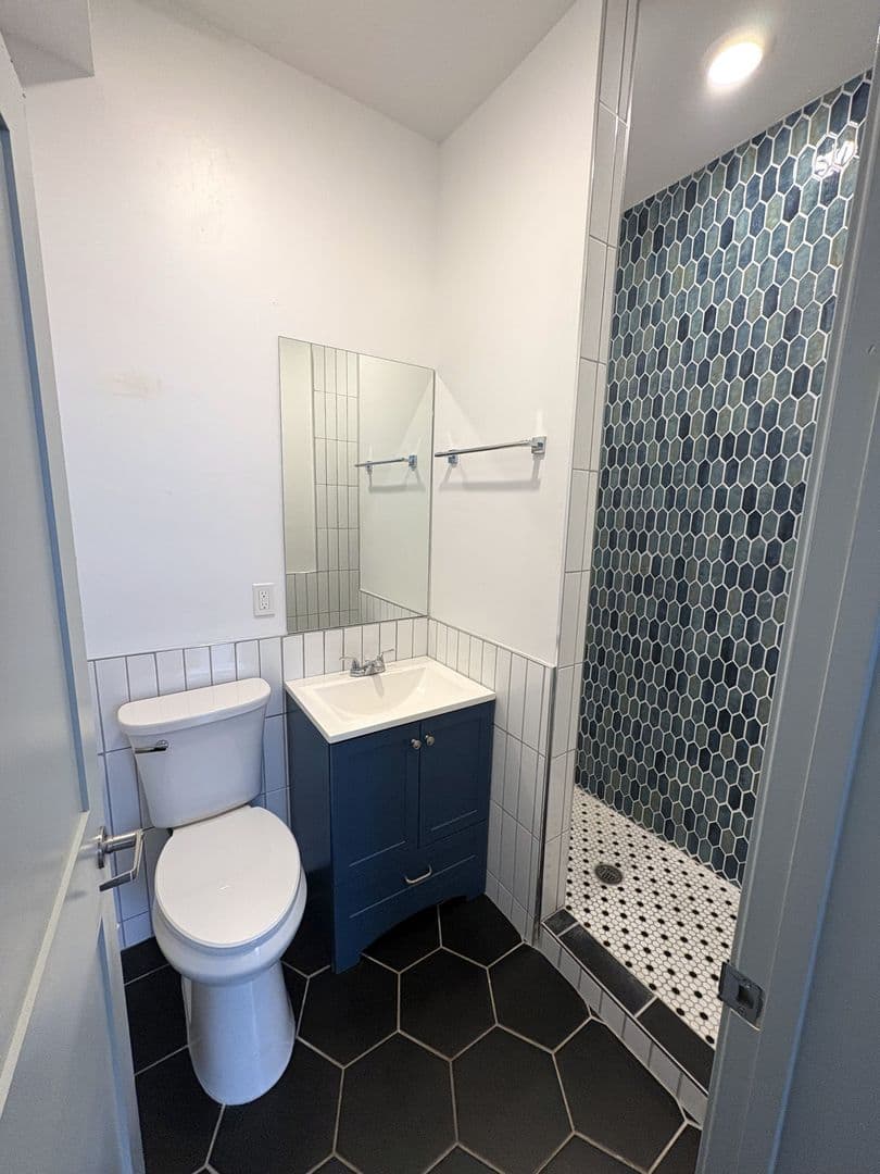 Albuquerque Apartment: 205 7th Street NW
