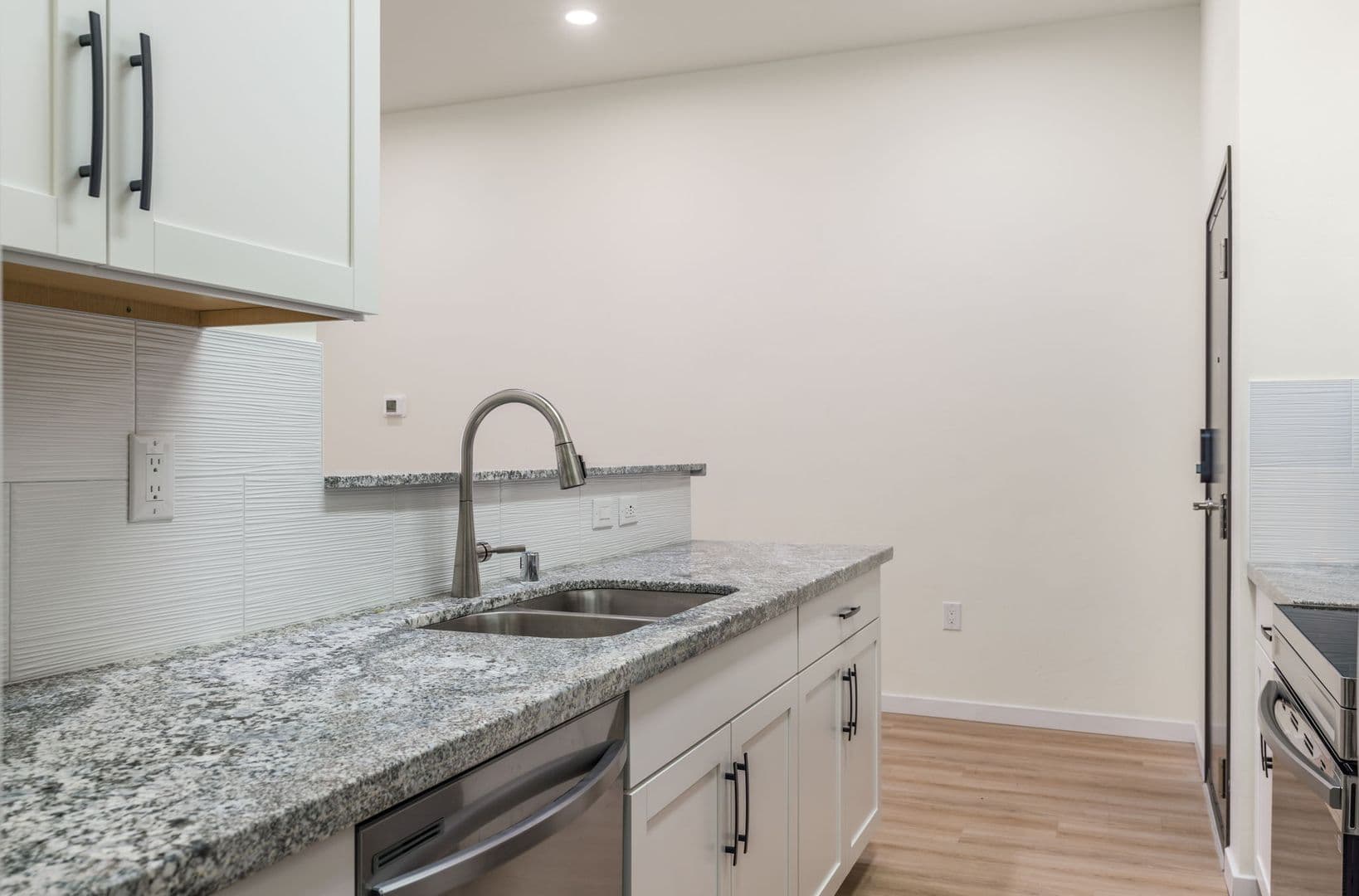 Albuquerque Apartment: 2211 Rio Grande Blvd NW