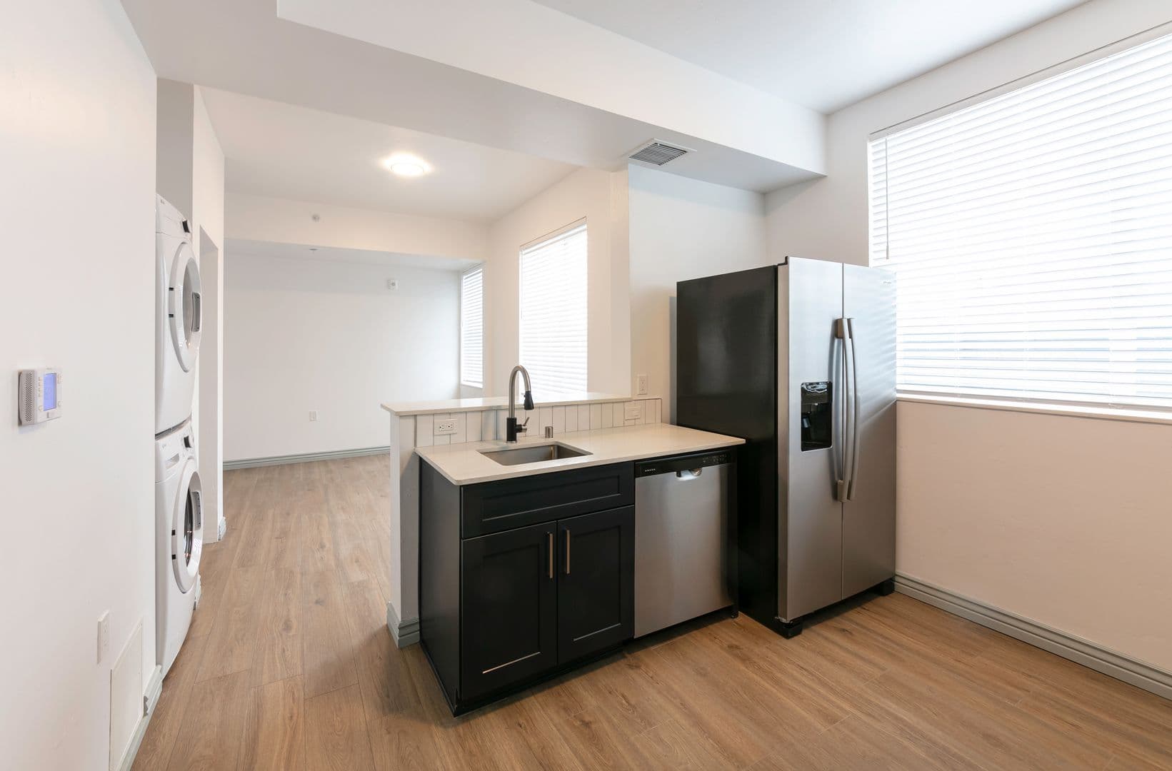 Albuquerque Apartment: 205 7th Street NW