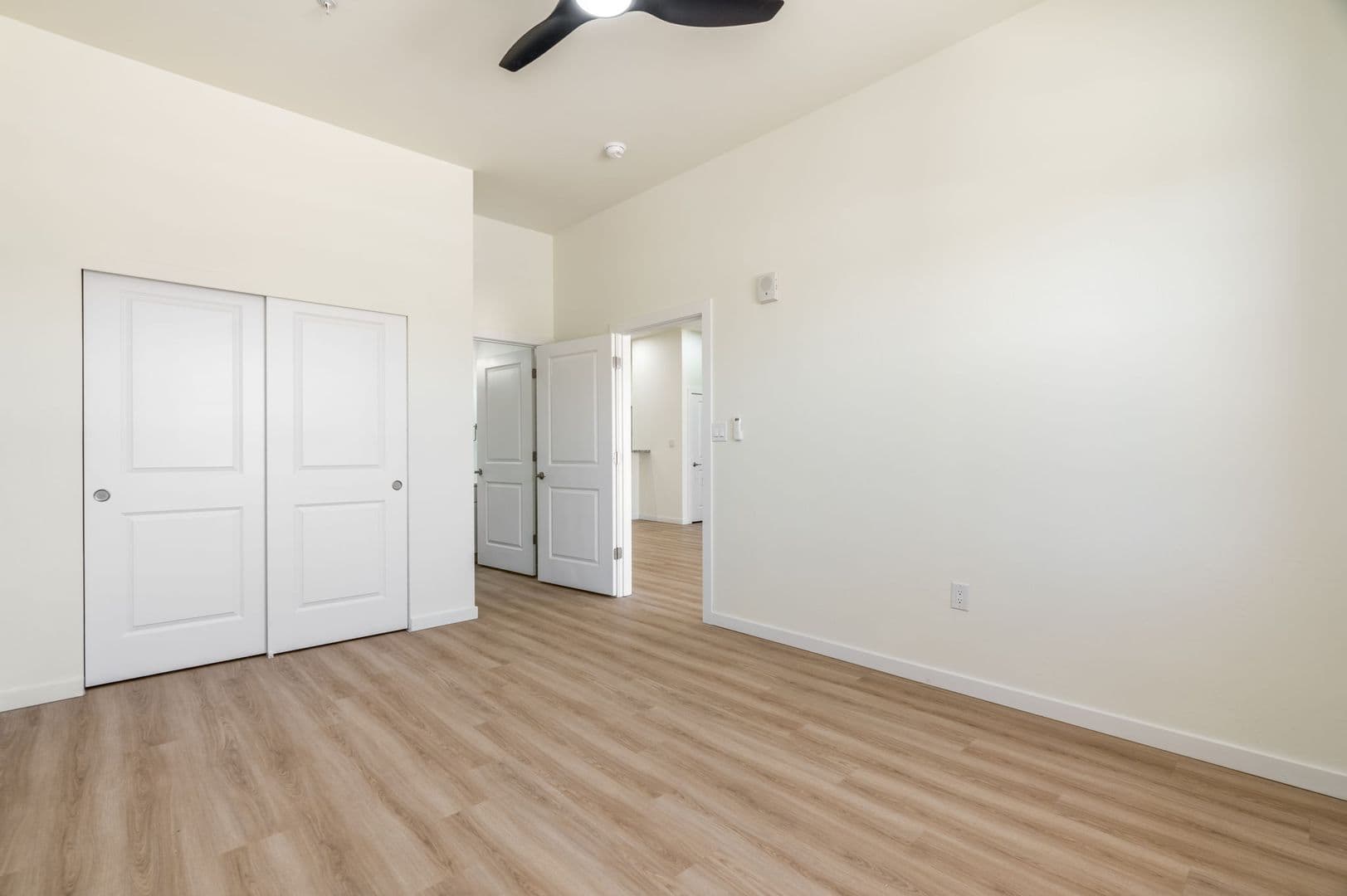 Albuquerque Apartment: 2211 Rio Grande Blvd NW