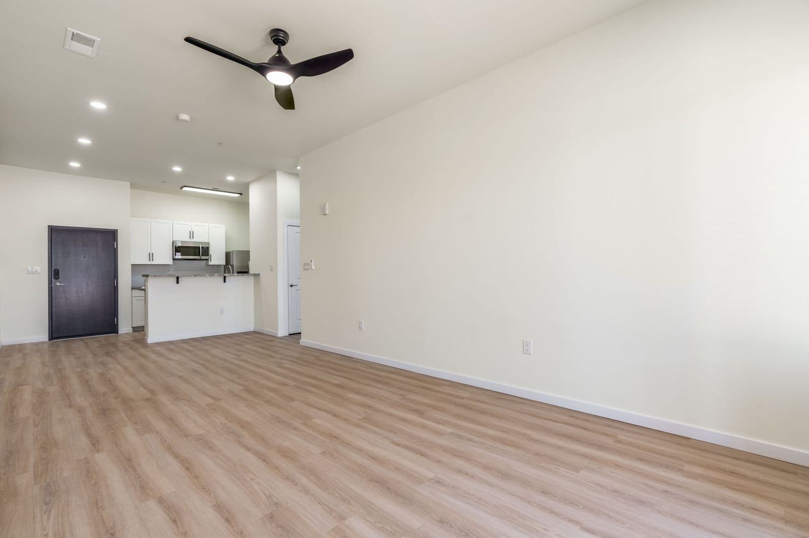 Albuquerque Apartment: 2211 Rio Grande Blvd NW