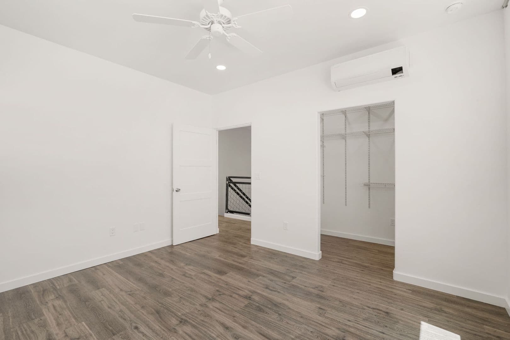 Albuquerque Apartment: 140 Jefferson Street SE