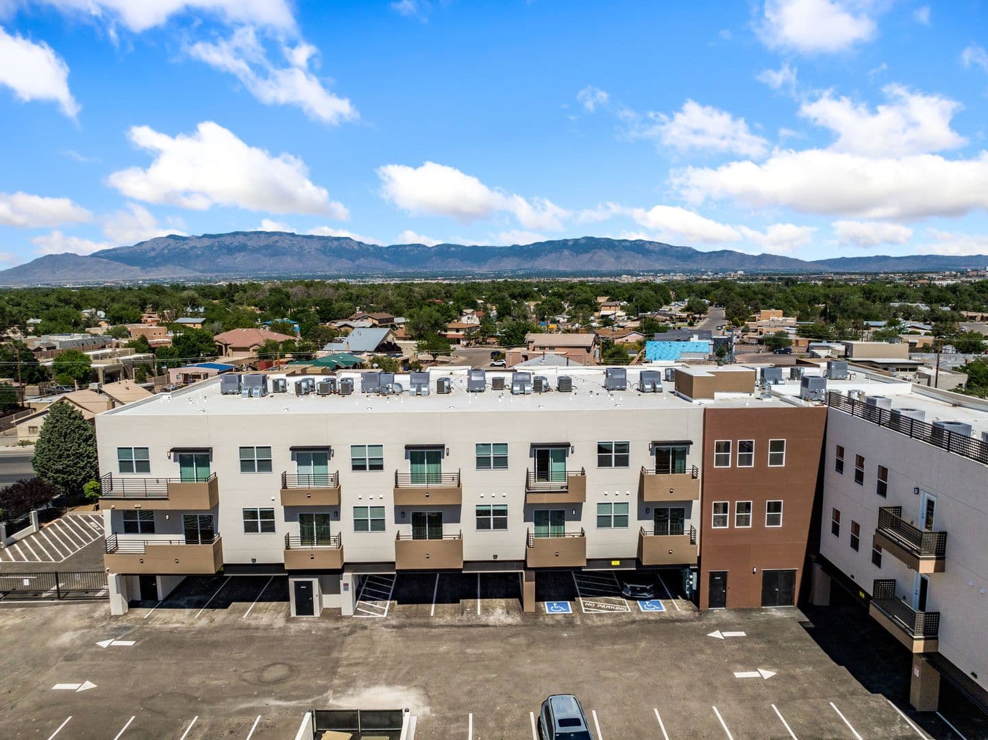 Albuquerque Apartment: 2211 Rio Grande Blvd NW
