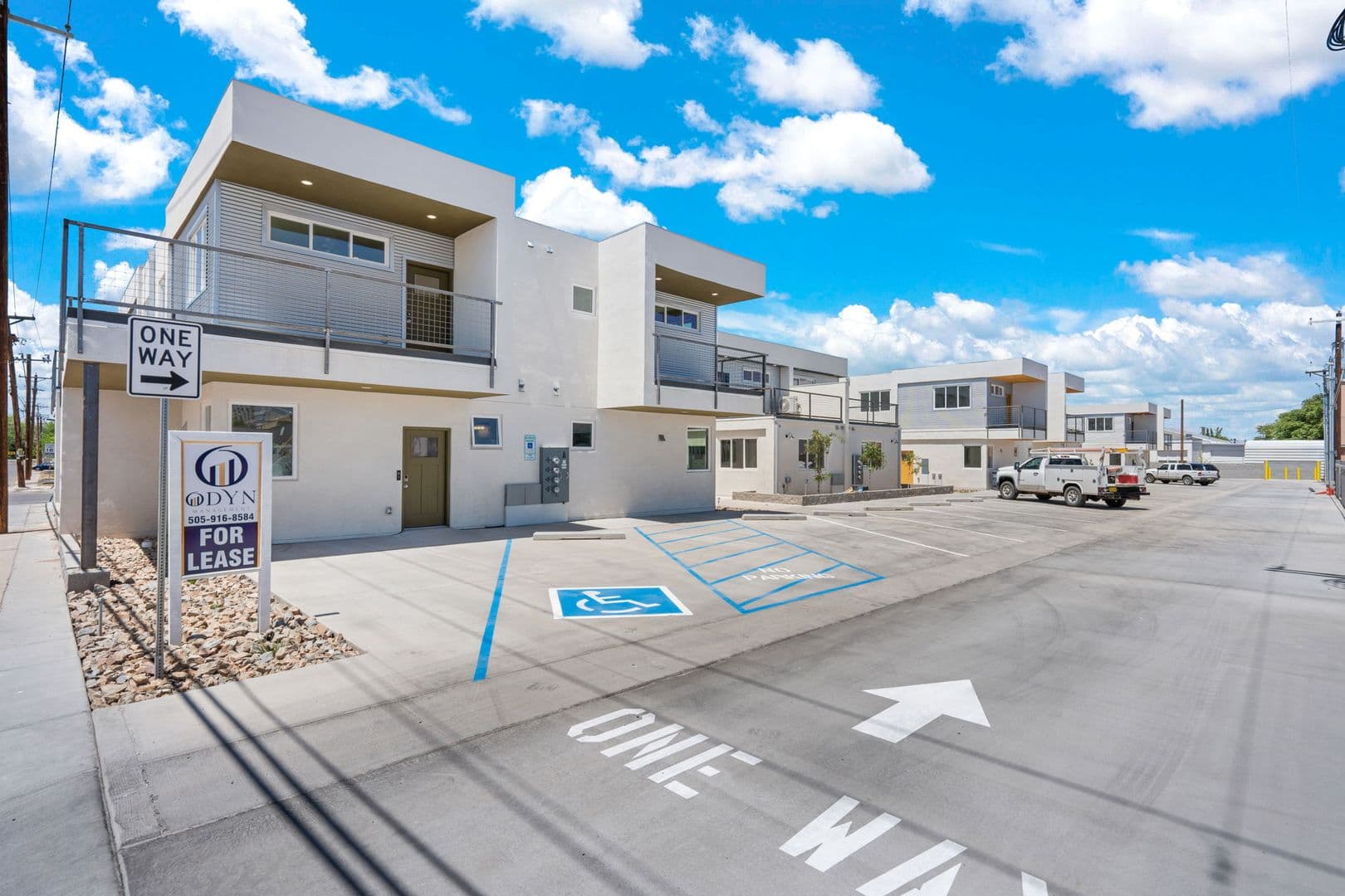 Albuquerque Apartment: 140 Jefferson Street SE