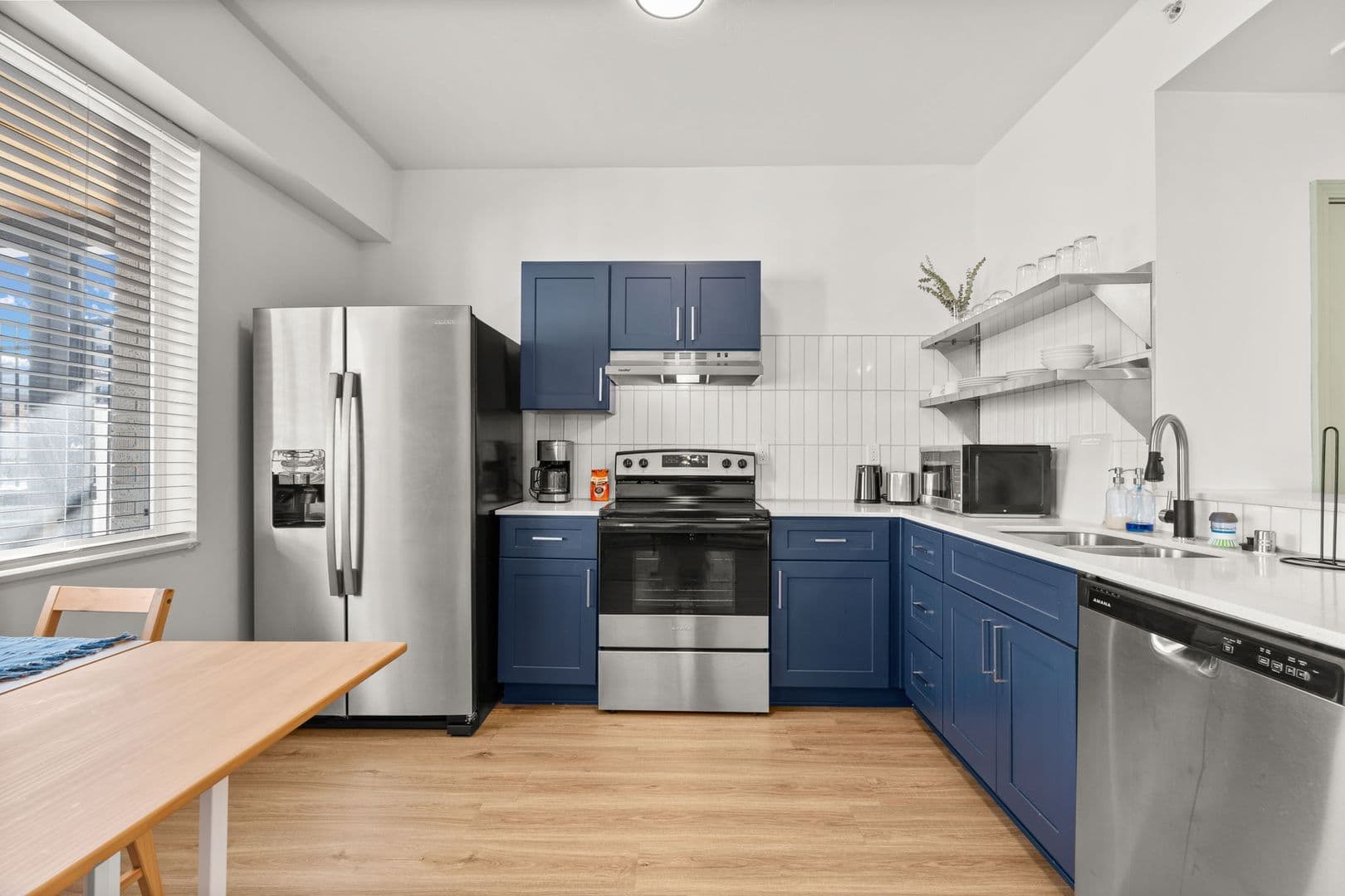 Albuquerque Apartment: 205 7th Street NW