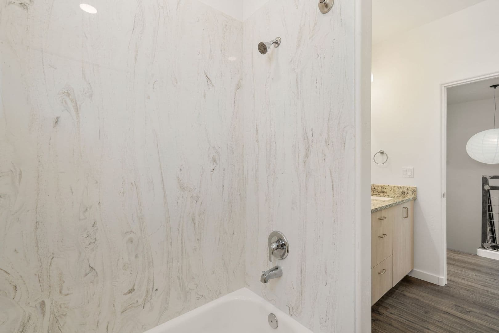 Albuquerque Apartment: 140 Jefferson Street SE