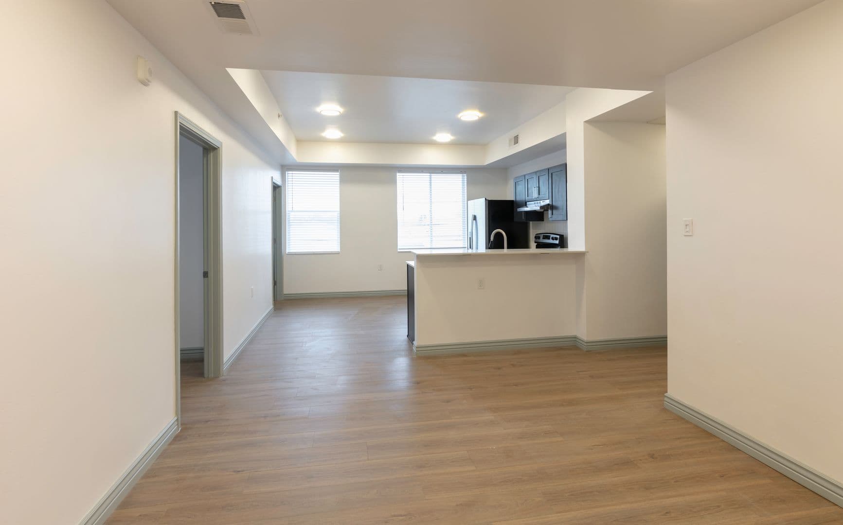 Albuquerque Apartment: 205 7th Street NW