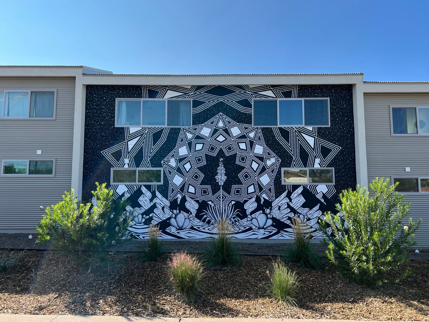 Albuquerque Apartment: 200 Cornell SE
