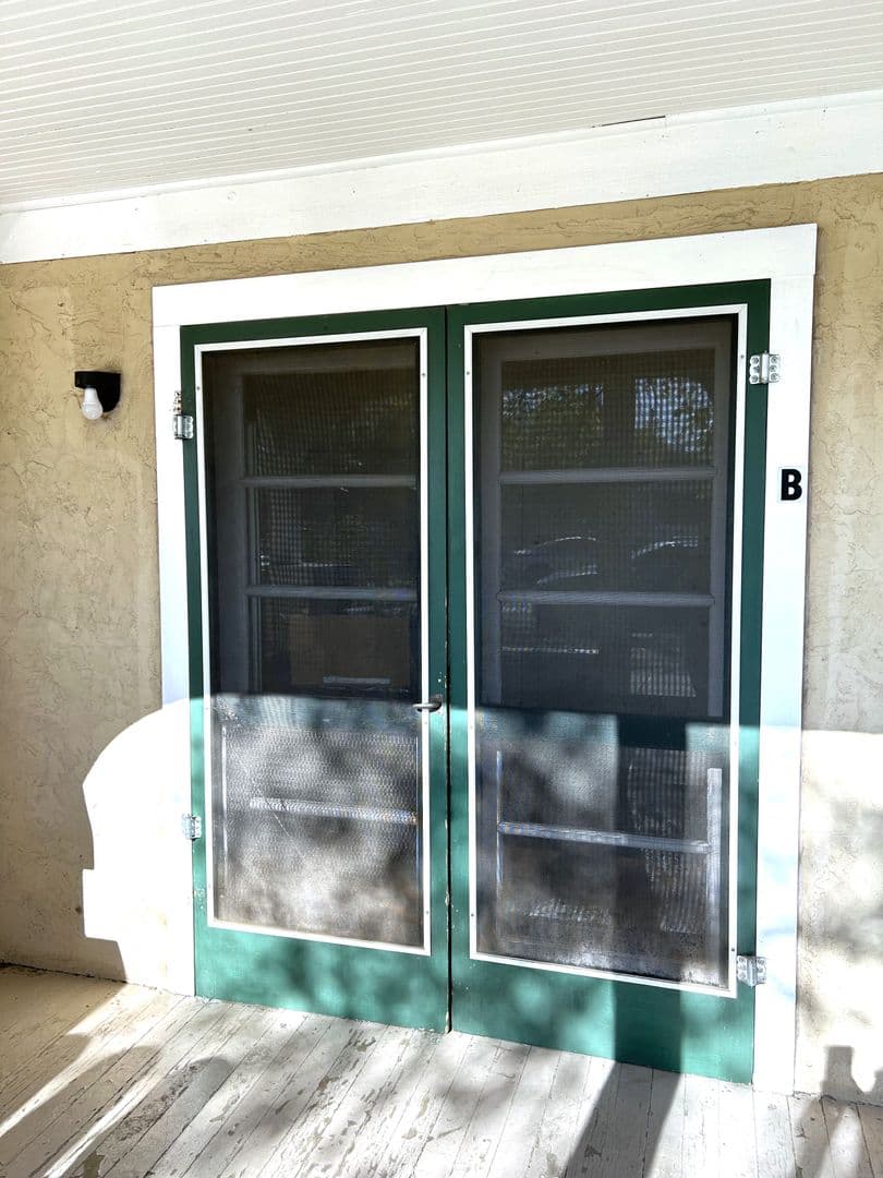 Albuquerque Apartment: 115 Princeton SE