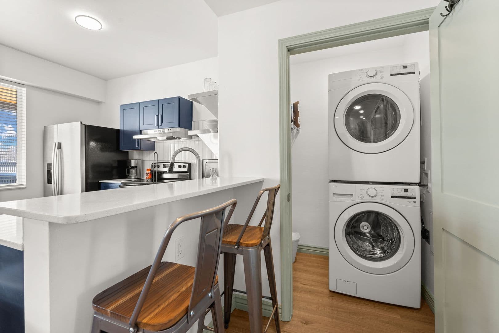 Albuquerque Apartment: 205 7th Street NW